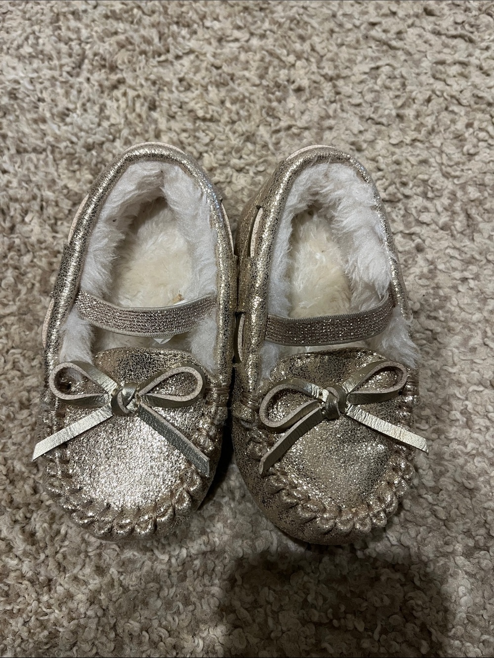 Baby sparkle moccasins. Size 5 toddler.